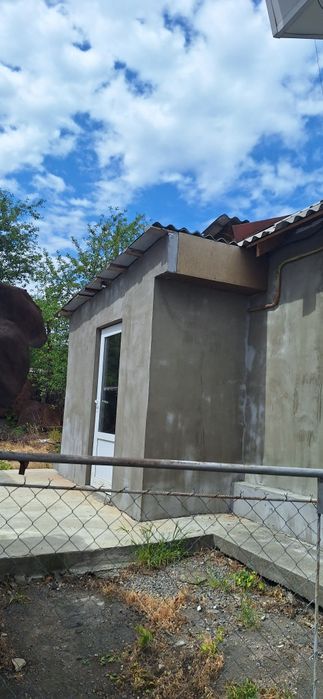 Продається частина будинку