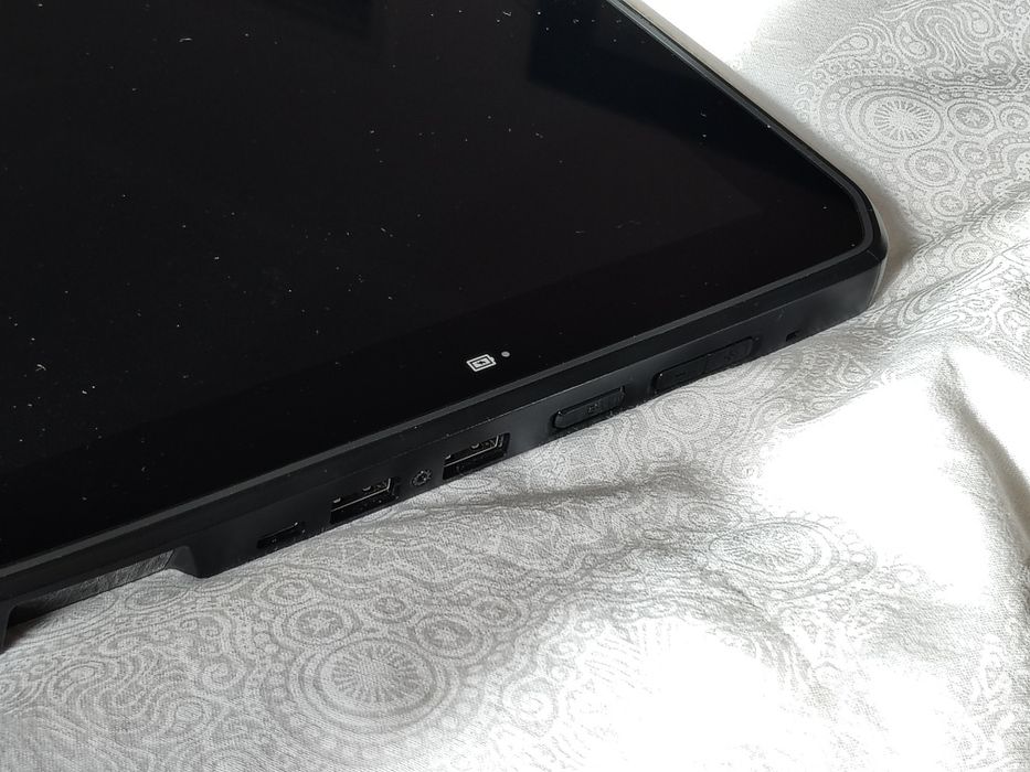 Zebra ET80 Tablet PC 2-in-1 256GB & 8GB