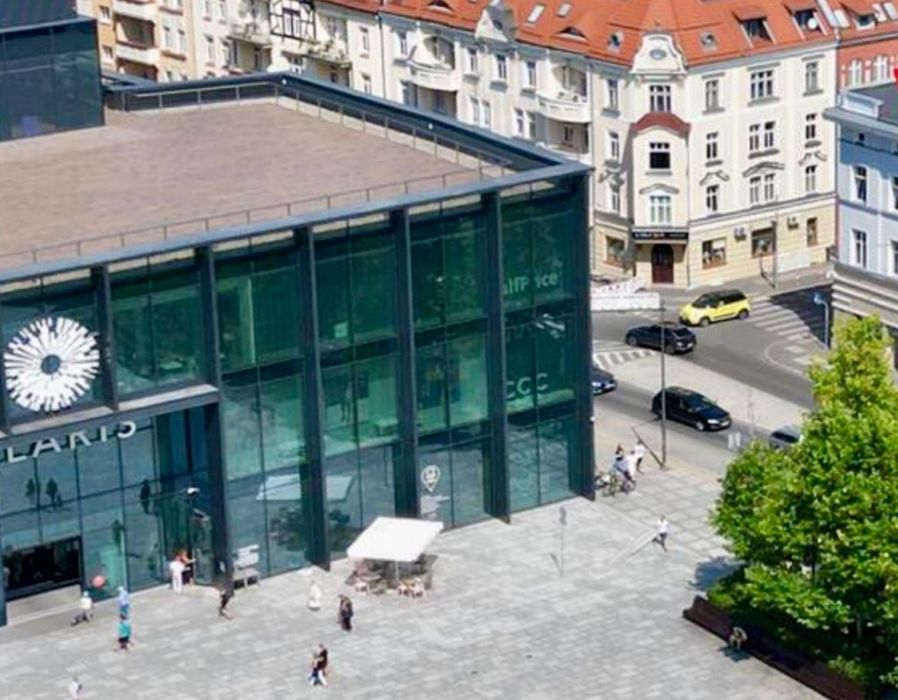 220m Top Lokalizacja Centrum SOLARIS