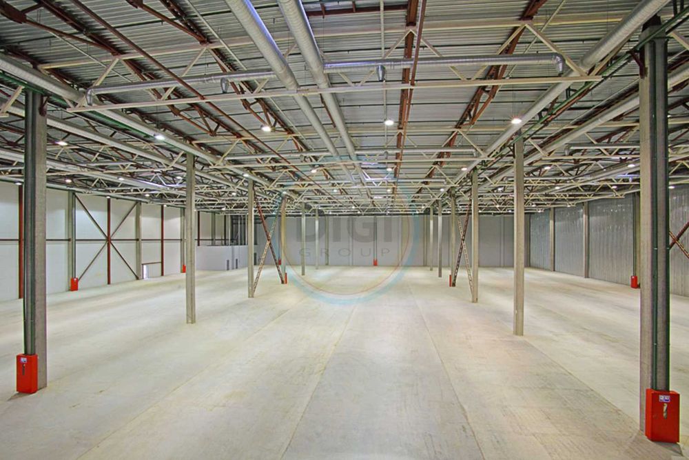 2000м2 готов левый берег. Или 10000 м2 по запросу класс А