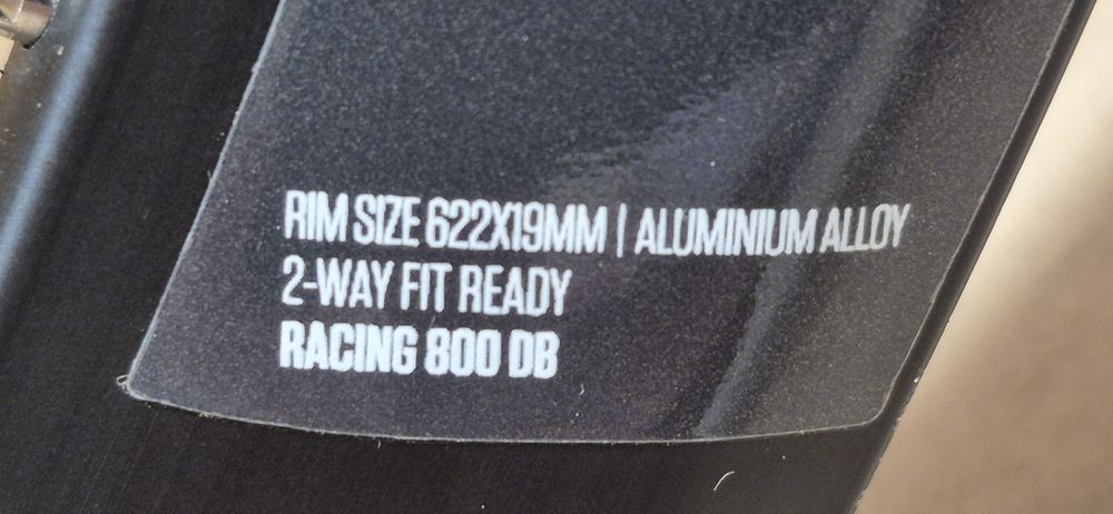 Kola.  Fulcrum Racing 800 DB. Gravel. Zestaw.