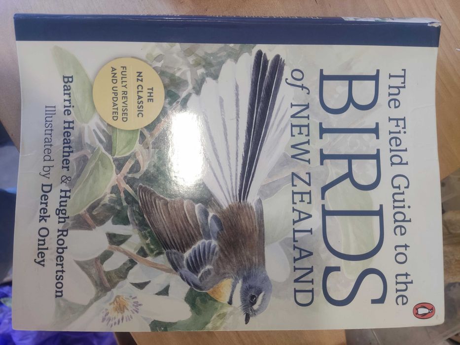 The field guide to Birds of New Zealand - Barry Heather Hugh Robertson