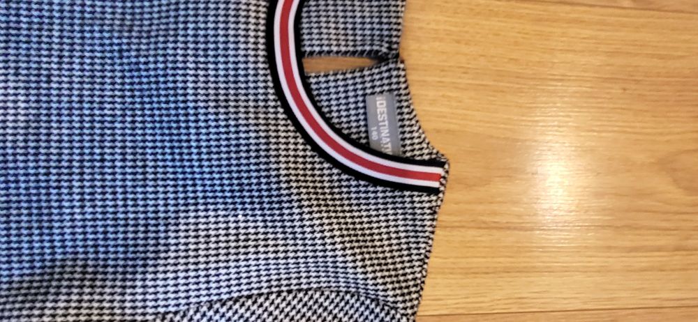 Sukienka 140cm Destination