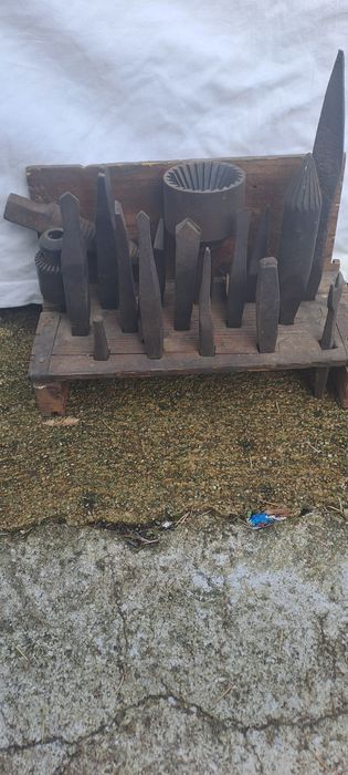 máquina de perfuração mecânica antiga