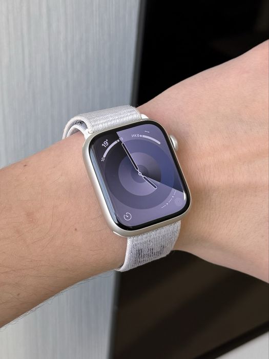 Продам Apple Watch Nike Series 7 45mm Starlight Model A2473 акб 77% повний комплект