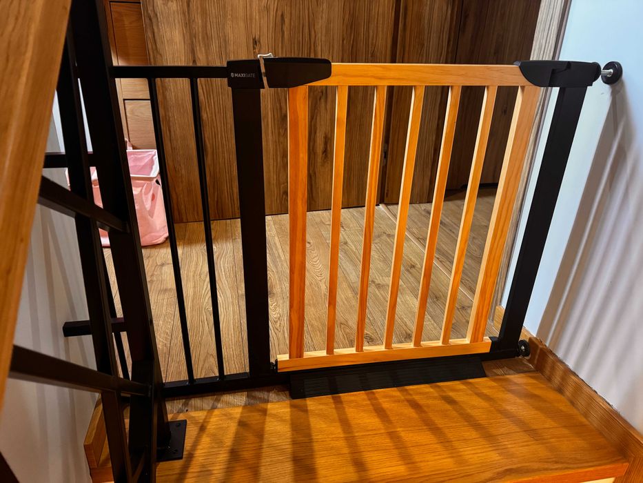 Bramka zabezpieczająca MAXIGATE Loft | 75-110 cm | Bez wiercenia