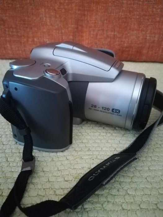 Olympus Camera64751304881411122