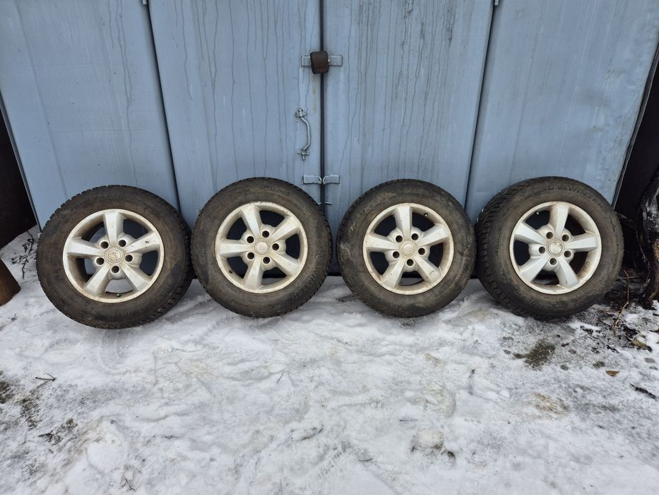 Комплект колес KIA R17 235/65/17 Taurus SUV Winter (Оригинал)