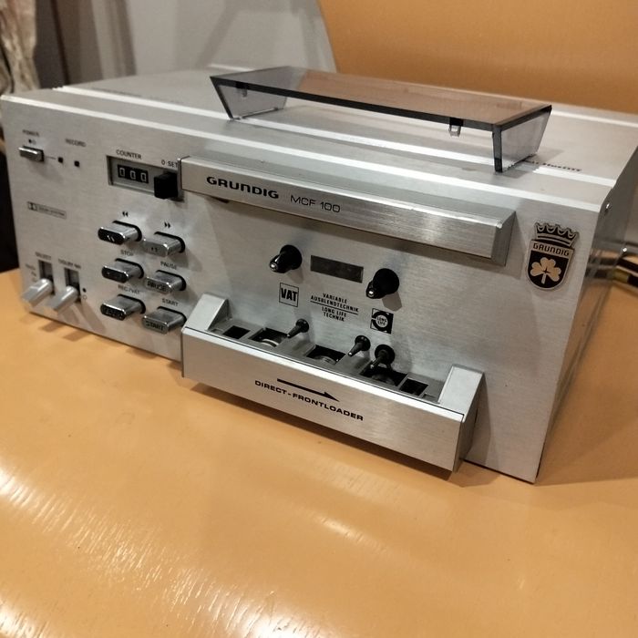 Dek Grundig MCF 100