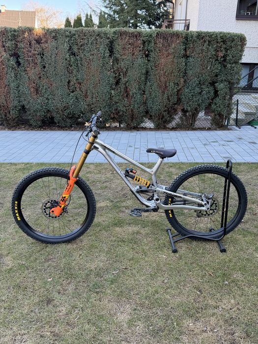 Commencal Furious 2021
