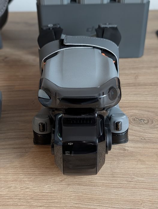 DJI Air3s Fly More Combo - jak nowy