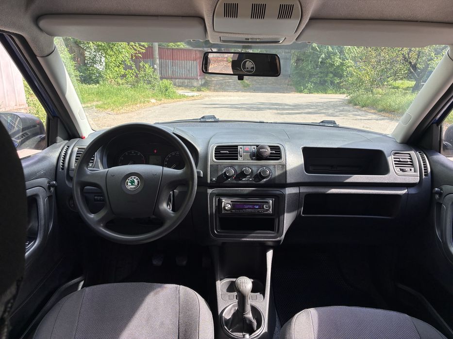 Skoda Fabia 2 1.4 официальная  обмен на универсал/ минивен