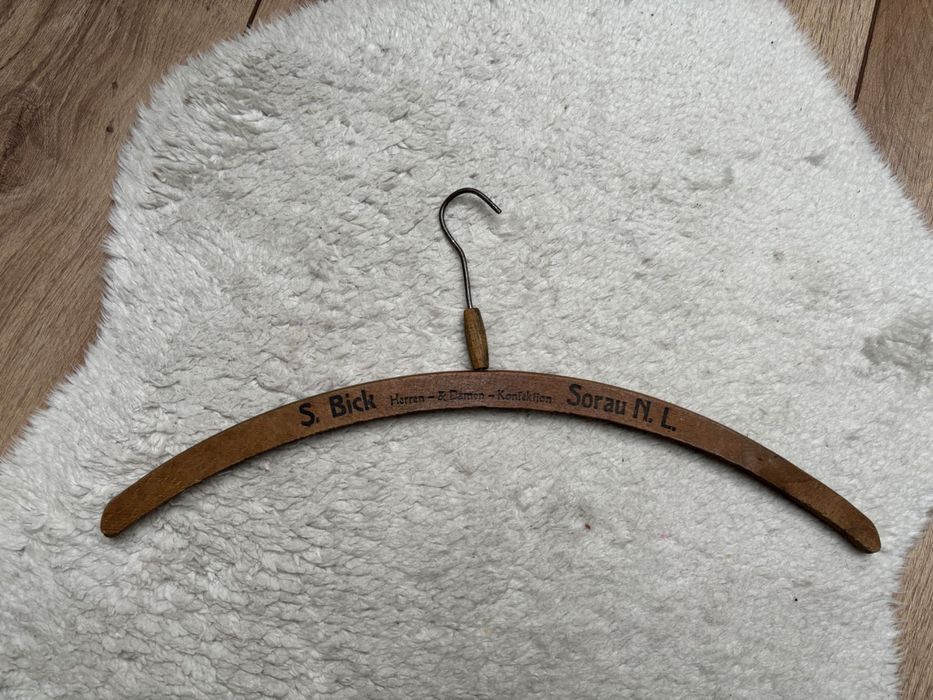 S. Nick Herren & Damen - Konfektion Sorau N.L. - wieszak (Żary)