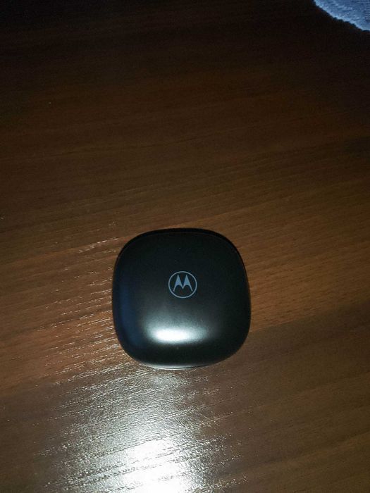 słuchawki motorola moto buds charge
