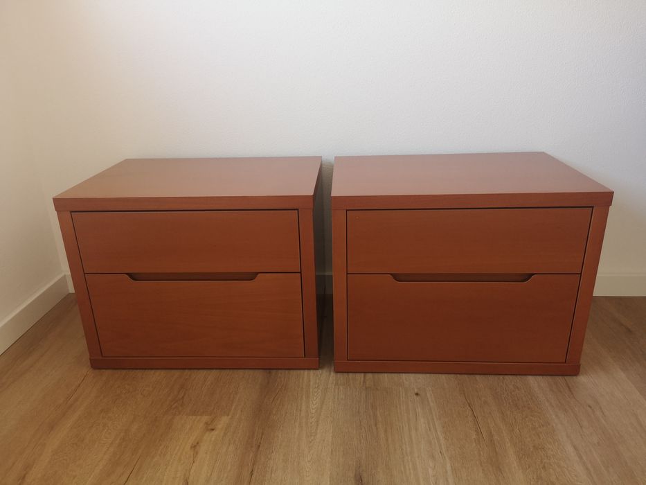 Mesa de cabeceira faia (duas)