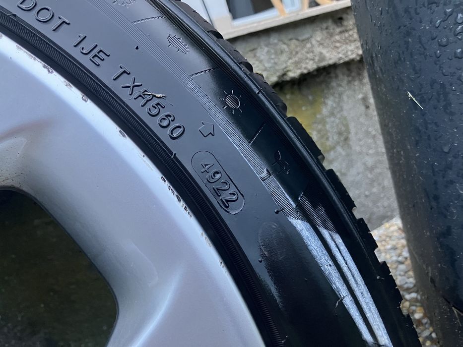 Alufelgi 19 5x108 Ford 235/45R19