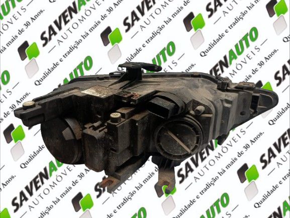 Ótica / farol esquerda AUDI A4 Allroad (8KH, B8)