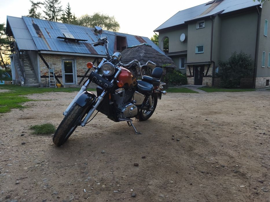 Honda VT 1100 2003r