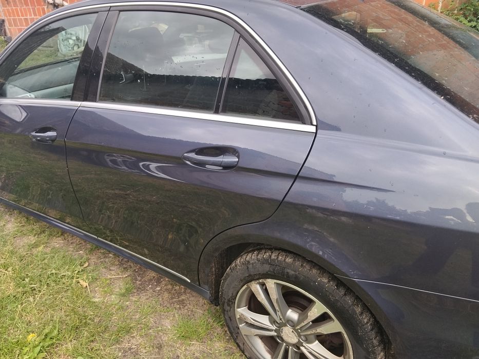 Mercedes 212 lift drzwi lewe przód przedni tył tylne sedan 585