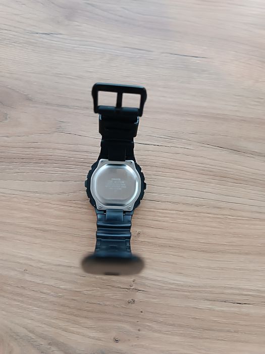 Sprzedam oryginalny zegarek Casio AE-2100W.Uszkodzony,na części.