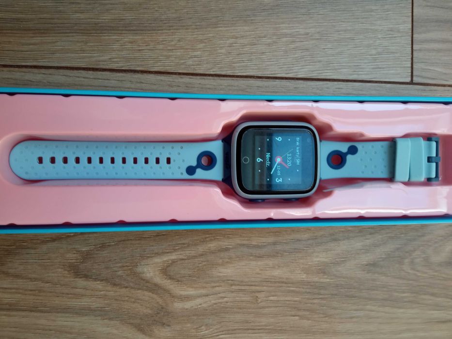 SMARTWATCH dla dziecka zegarek  SIM GPS SOS Wideo niebieski