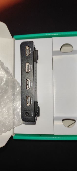 Switcher  hdmi  com comando 1 out, 3 in