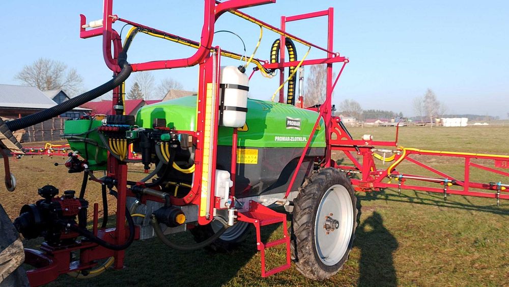 Opryskiwacz Promar 1500l 18m ARAG BRAVO