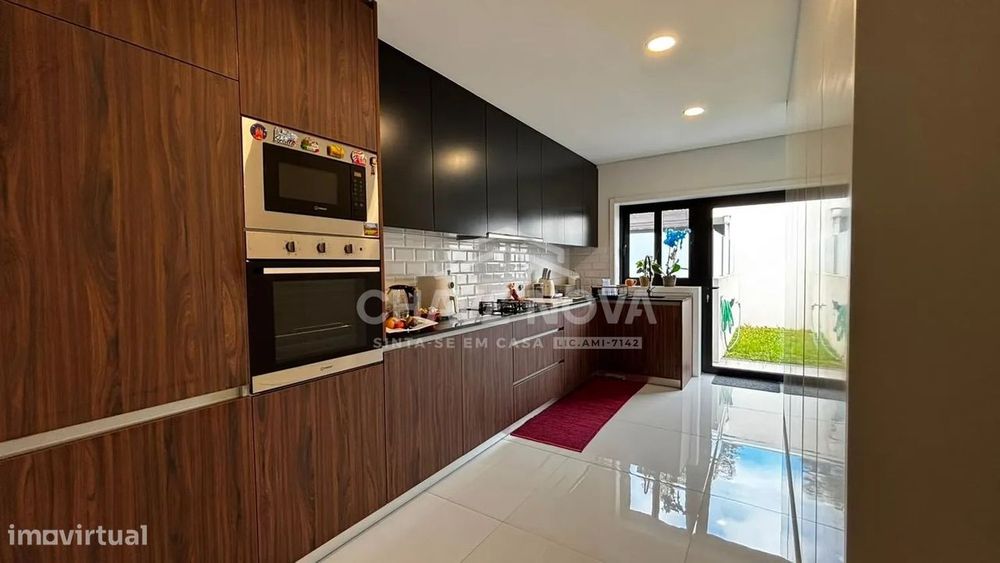Excelente Apartamento Moradia T3 em São Romão do Coronado, Maia