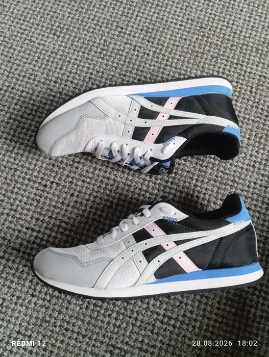 Damskie sneakersy Asics Tiger Runner r. 41,5