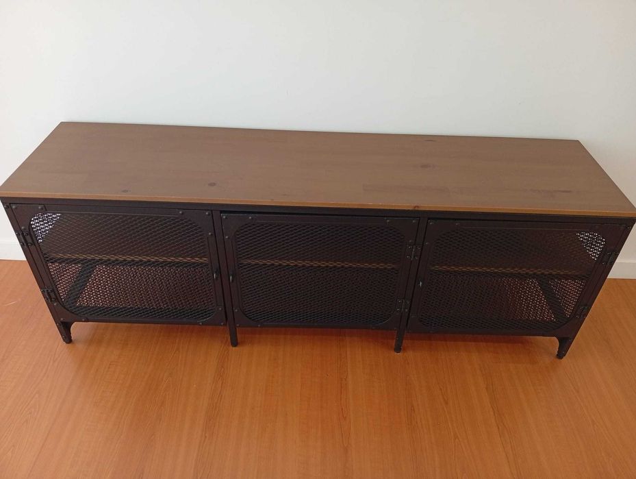 Vendo móvel de televisão