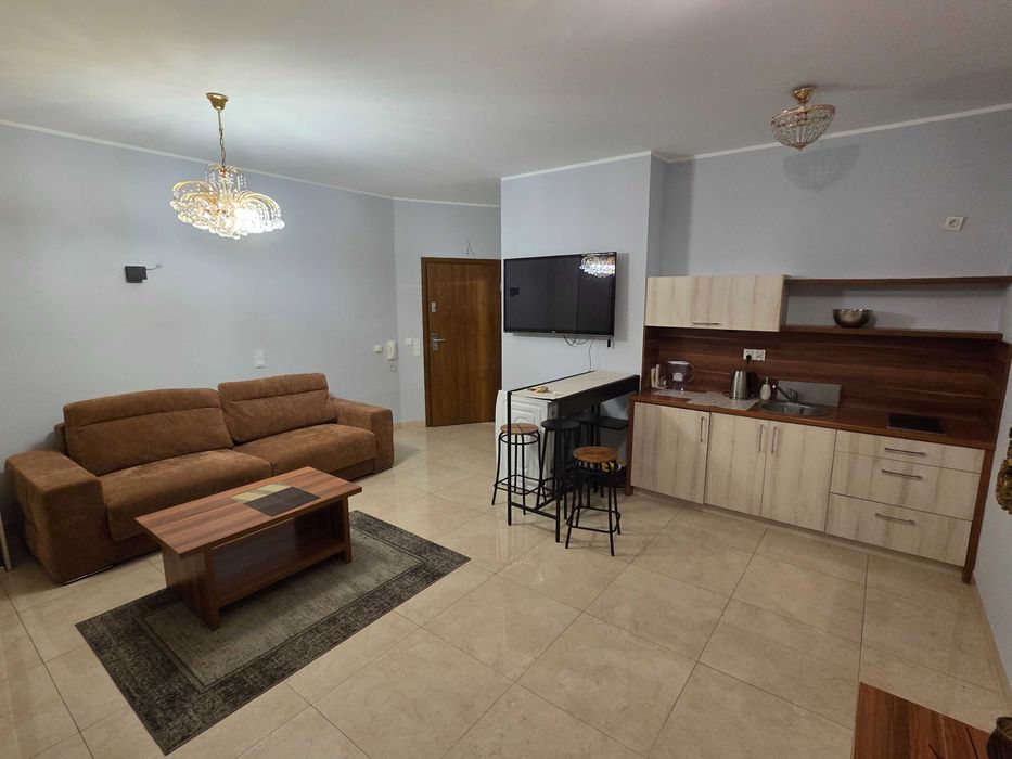 Komfortowa kawalerka, blisko centrum, ul. Hołdu Pruskiego 8a, 30m2