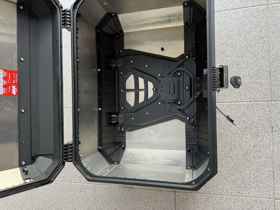 Top case givi trekker alaska