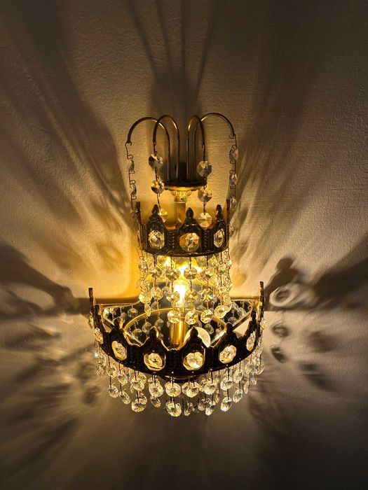 Par de apliques / candeeiros de parede em cristal