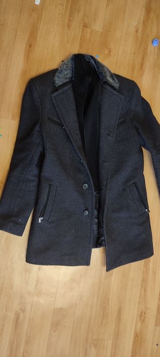 Мужское пальто в идеальном состоянии