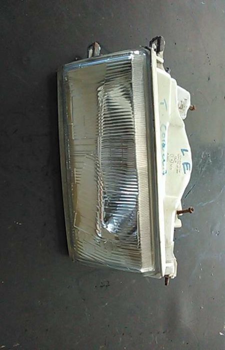 Ótica / farol esquerda TOYOTA Corolla Sedan (_E8_)