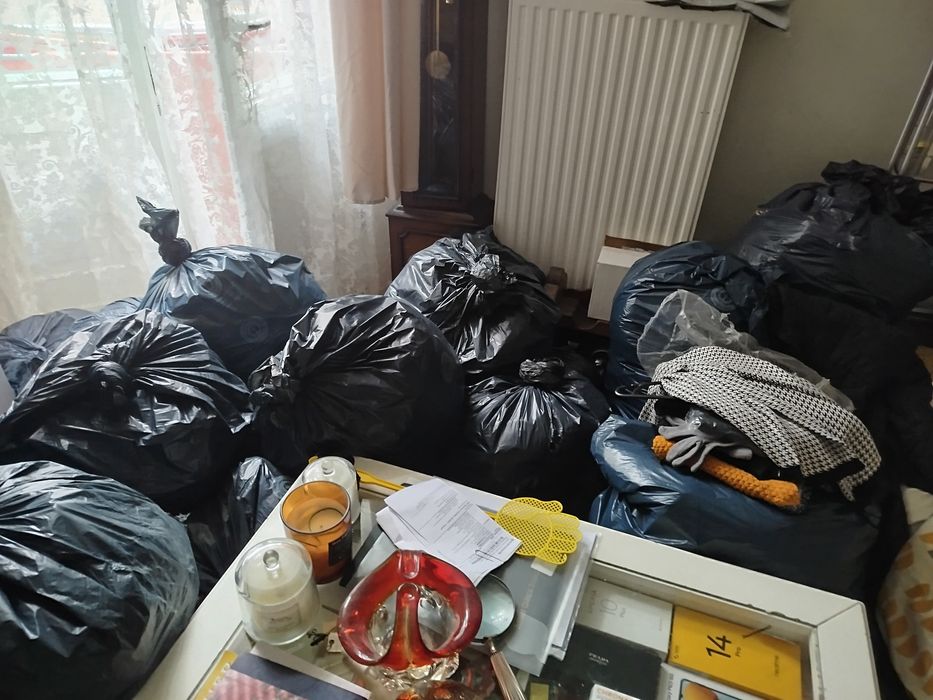 Oddam odzież używana damską