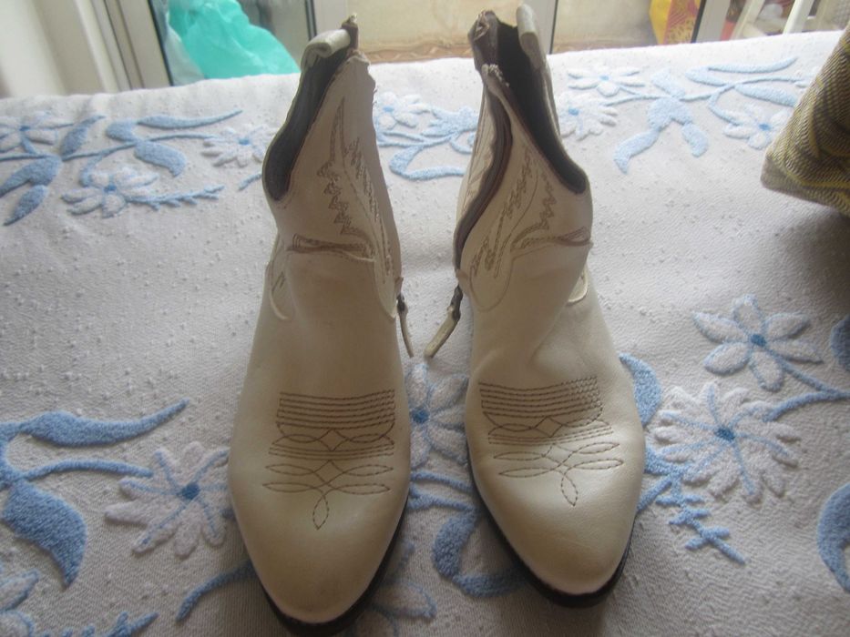 Botas Novas Texanas Tudo Pele