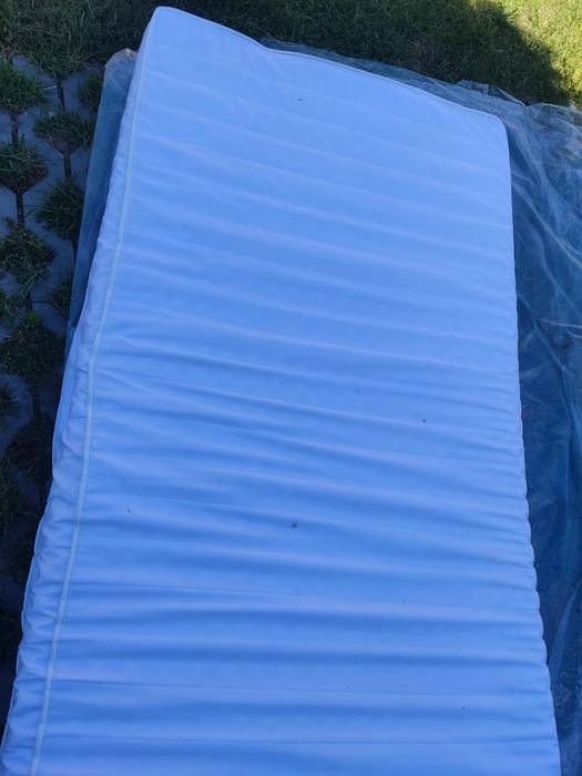 Materac 90 x 200 x 12 gąbka gąbkowy materac