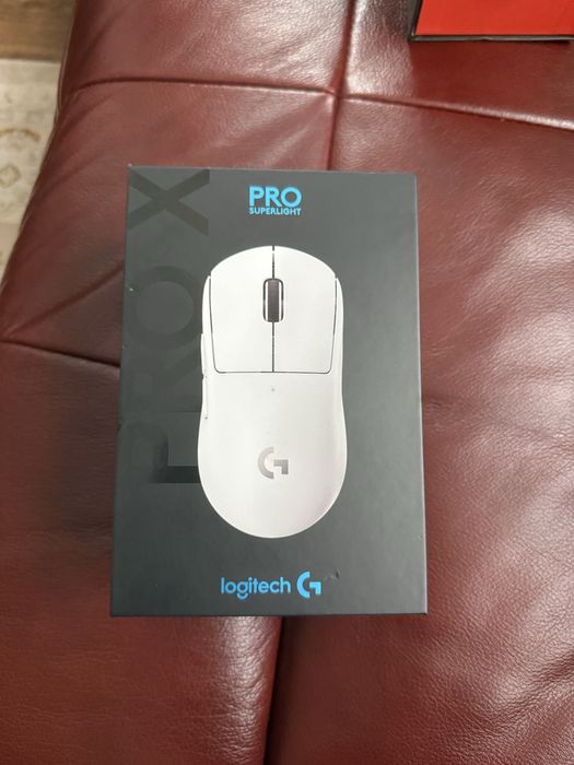Продам Logitech superlight новий