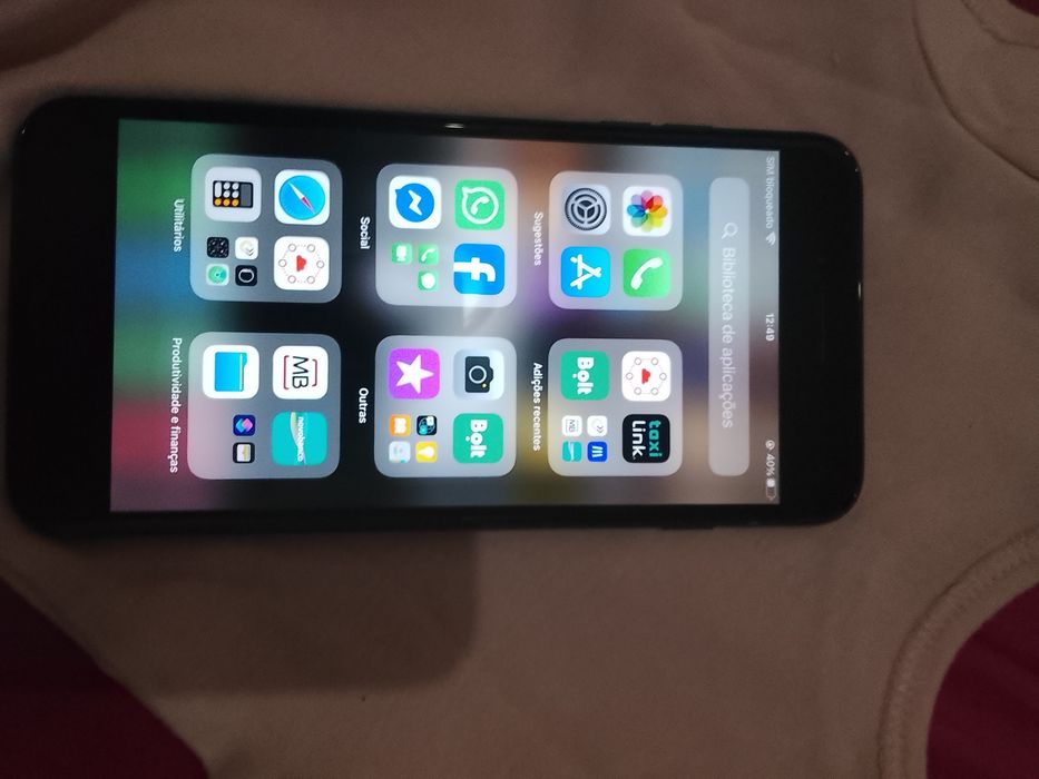 Vendo iPhone 7 plus como novo