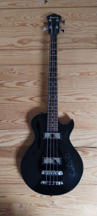 Guitarra Baixo Ibanez