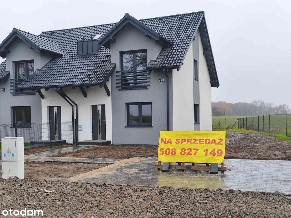 Promocja Do Konca Roku. Wysoki Standard. Prawy Lokal