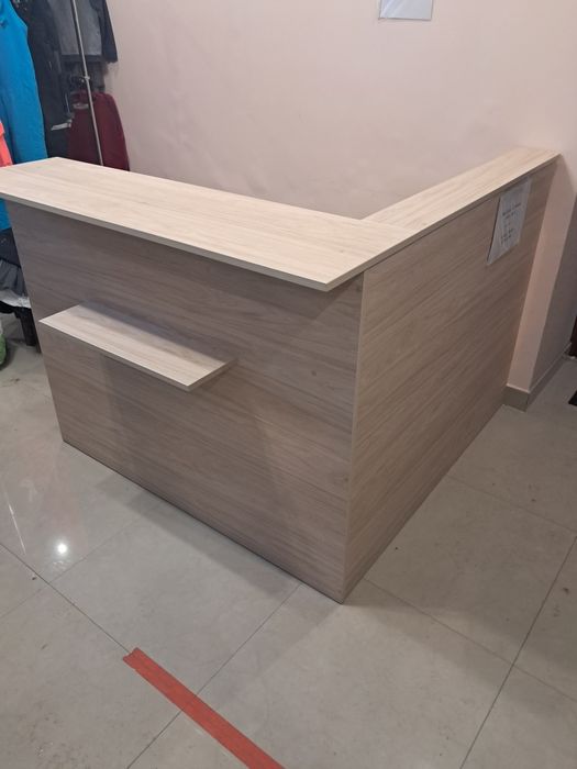 Стіл-прилавок (стан нового)