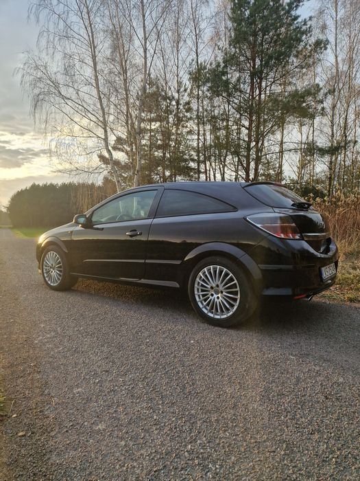 Opel astra gtc 2.0t
