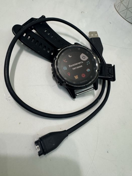 Garmin Fenix 5 Plus , NFC sapphire