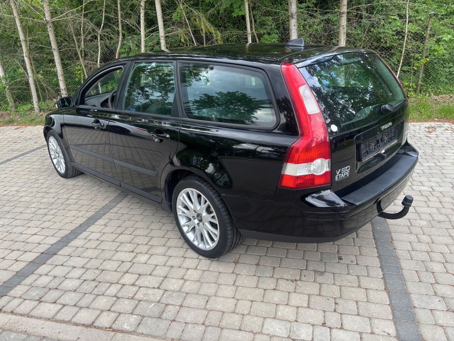 Volvo V50