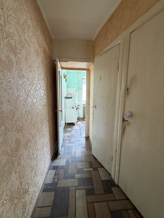 Продаж 2х кімн квартири вул Домбровського рн Дастору 3/5 поверх цегляного будинку