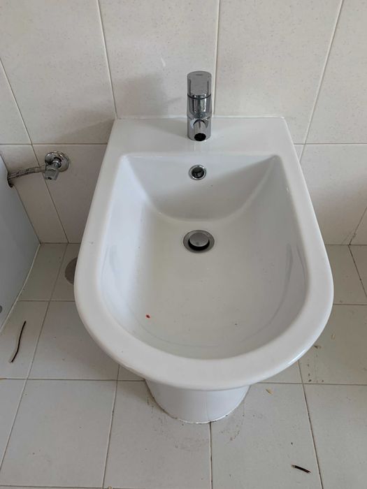Conjunto WC completo com duplo lavatório + pedra mármore grande (190cm)