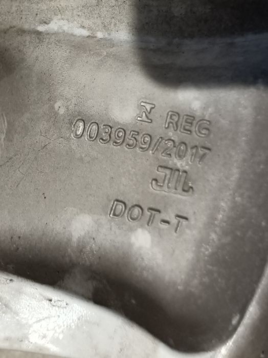 Komplet kół aluminiowych dogde ram  18 cali