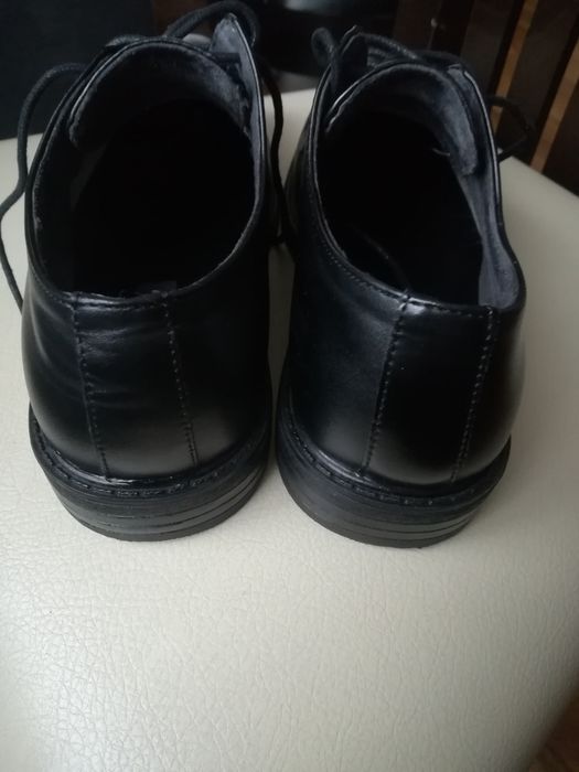 Buty pantofle czarne r 39